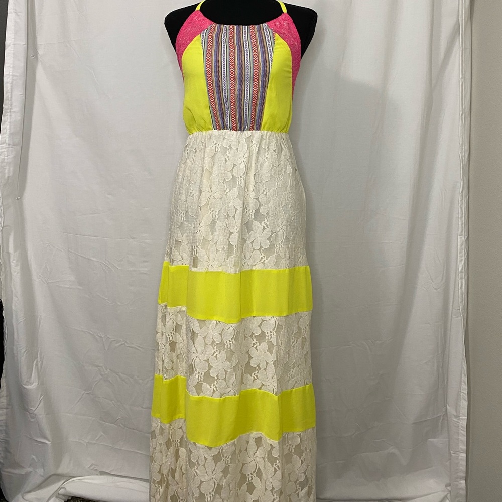 Yahada Mixed Fabric Halter Maxi Dress | Size Small